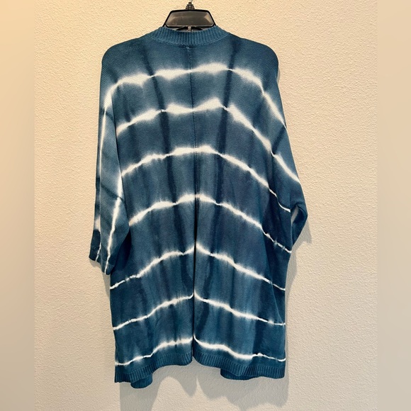Torrid Blue White Cardigan Long Line Tie Dye Dip Dye Soft Cotton Blend Boho 2X - Picture 6 of 7